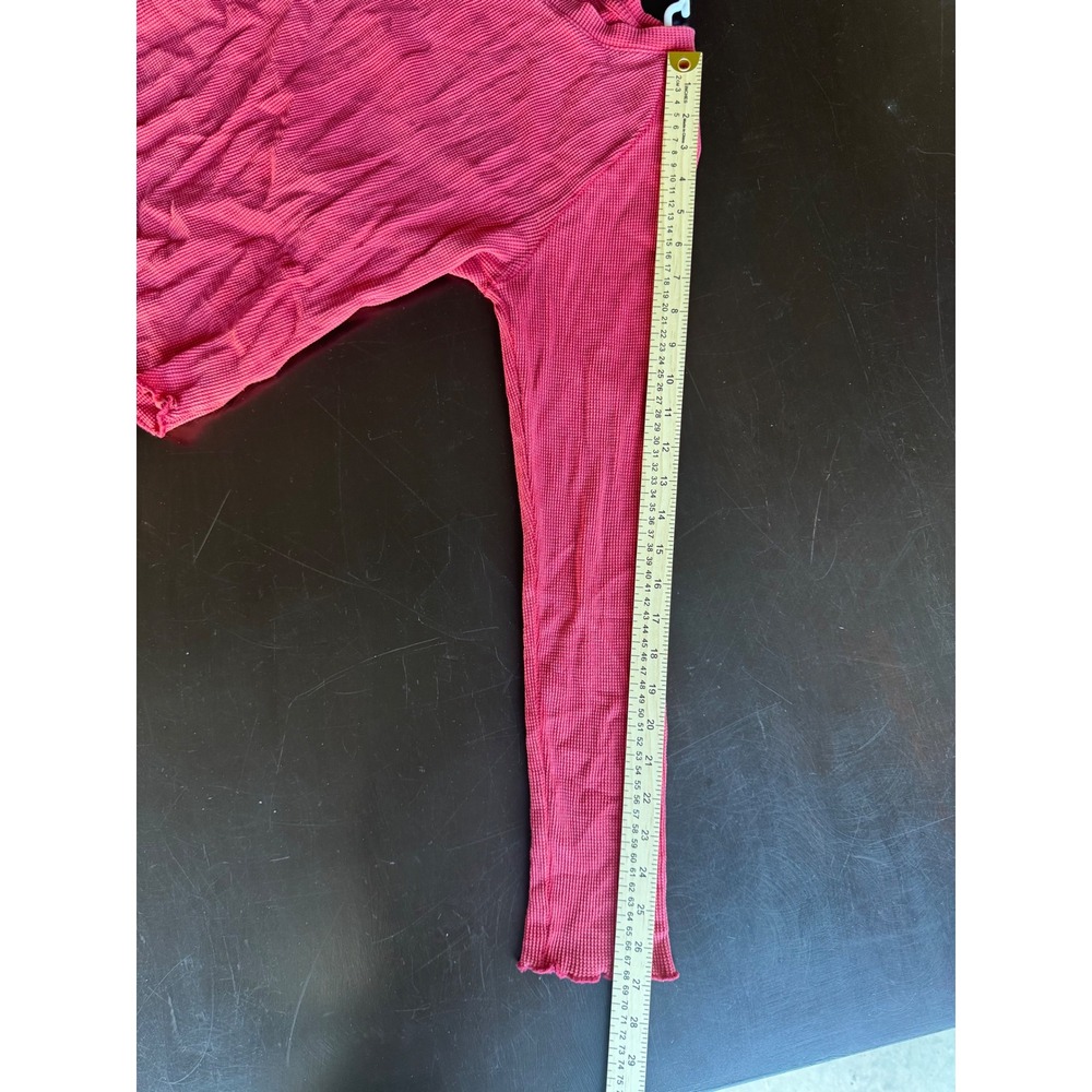 Free People We The Free Thermal Waffle Knit Lettuce Edge Top Pink Red Medium - Picture 4 of 8